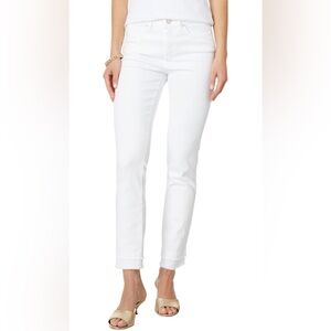 Lilly Pulitzer South Ocean Skinny Jeans in the color Resort White